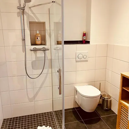 La Rosa Apartment *